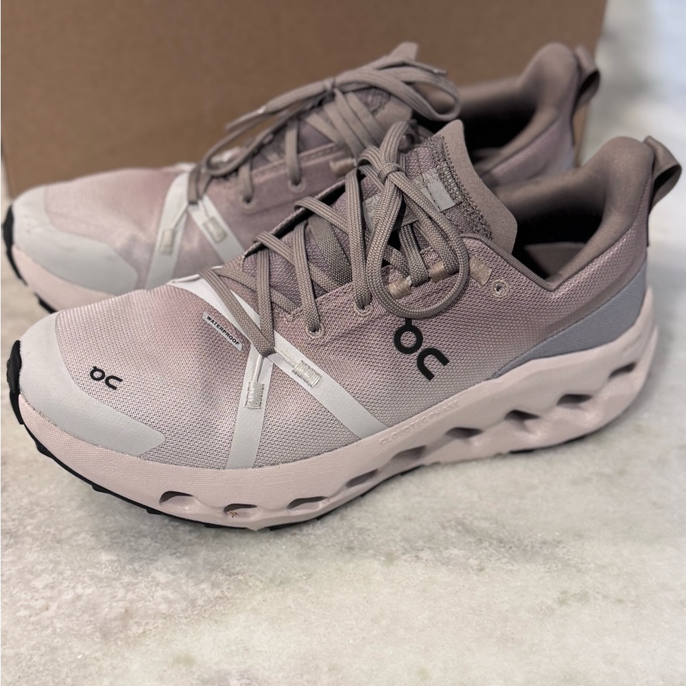 On Cloudsurfer Trail Waterproof